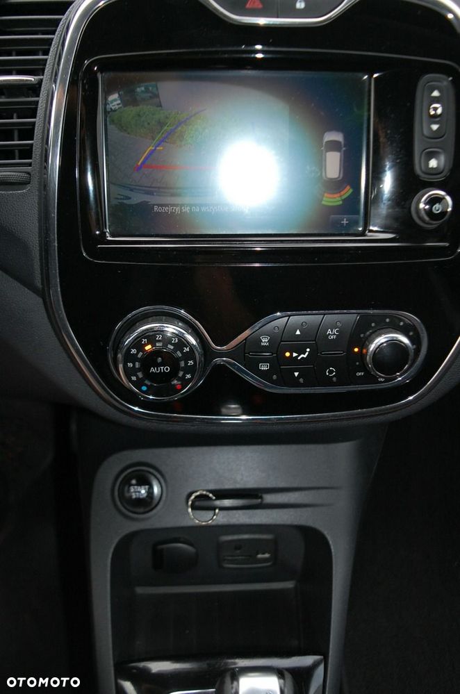 Renault Captur - 23