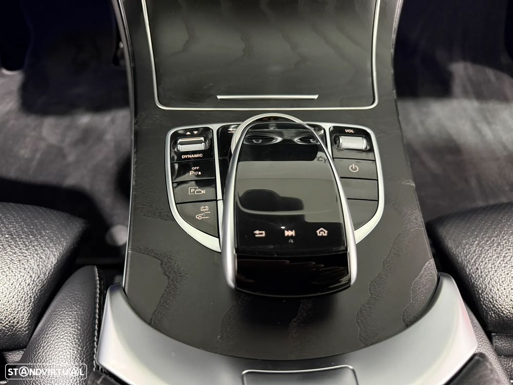 Mercedes-Benz C 300 de AMG Line - 34