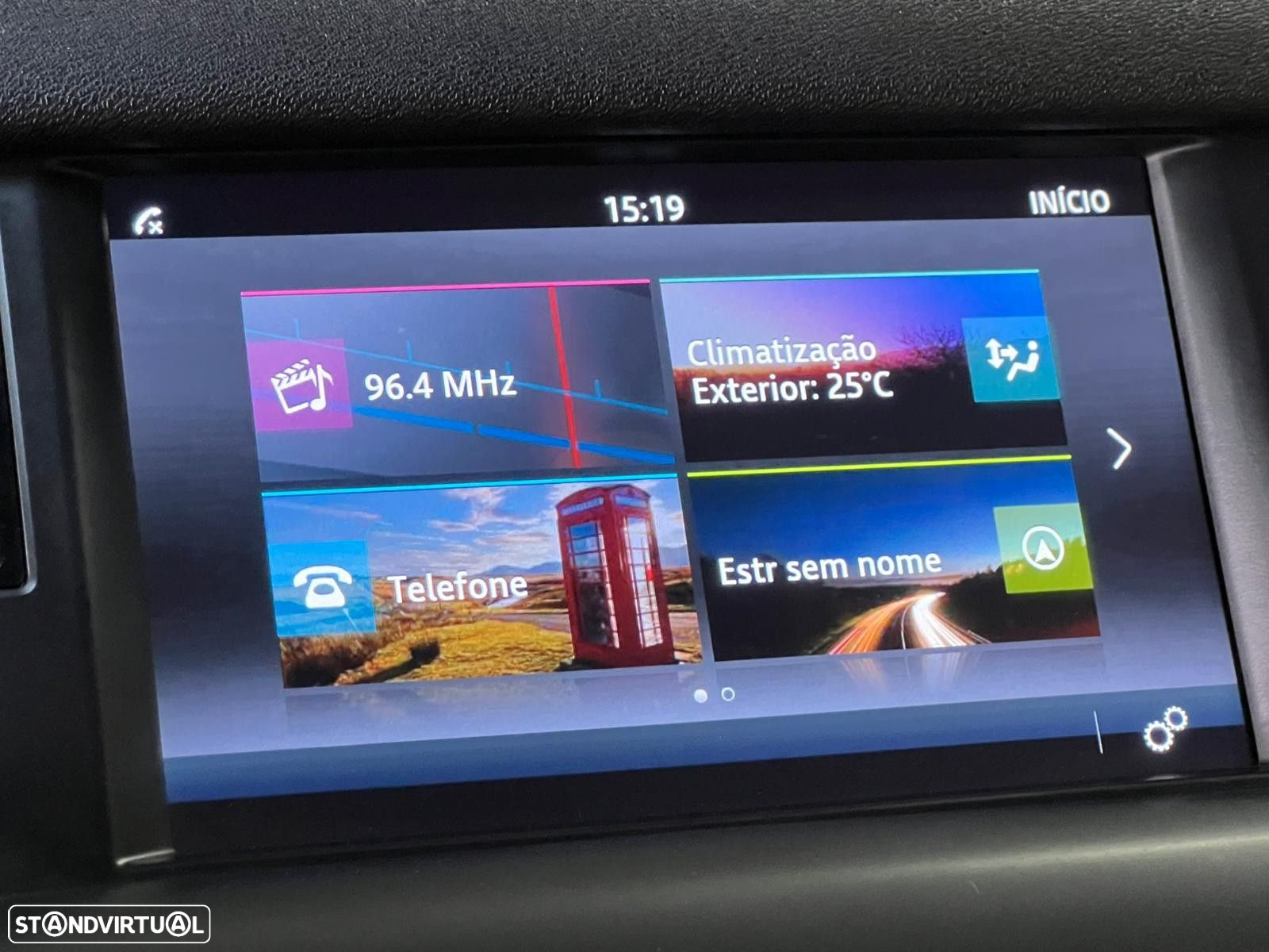 Land Rover Discovery Sport - 16