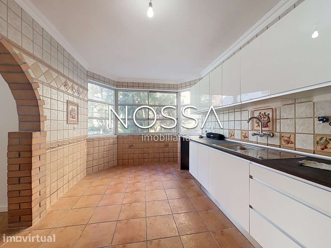 Apartamento T2 Convertido em T3 | Estação da Tapada das Mercês - Grande imagem: 5/26