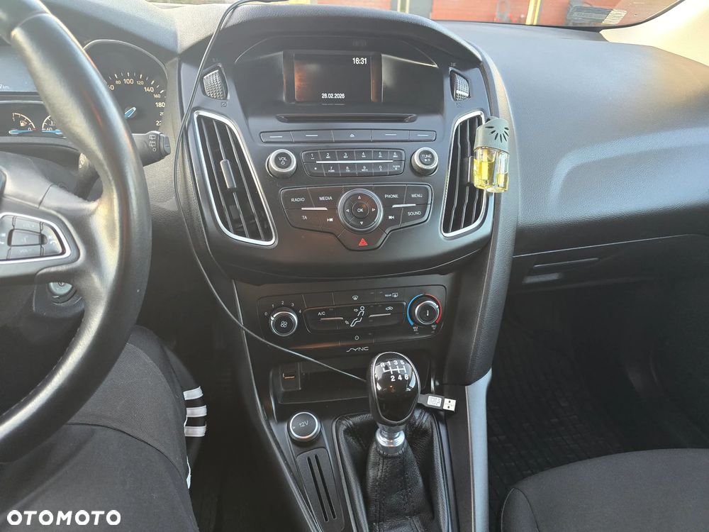 Ford Focus 1.5 TDCi Gold X - 16