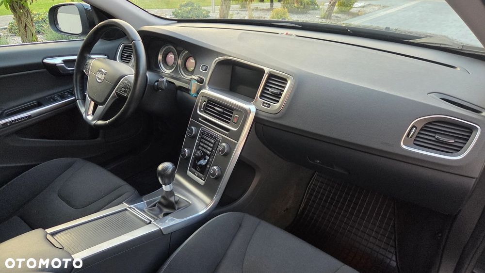 Volvo S60 DRIVe - 13