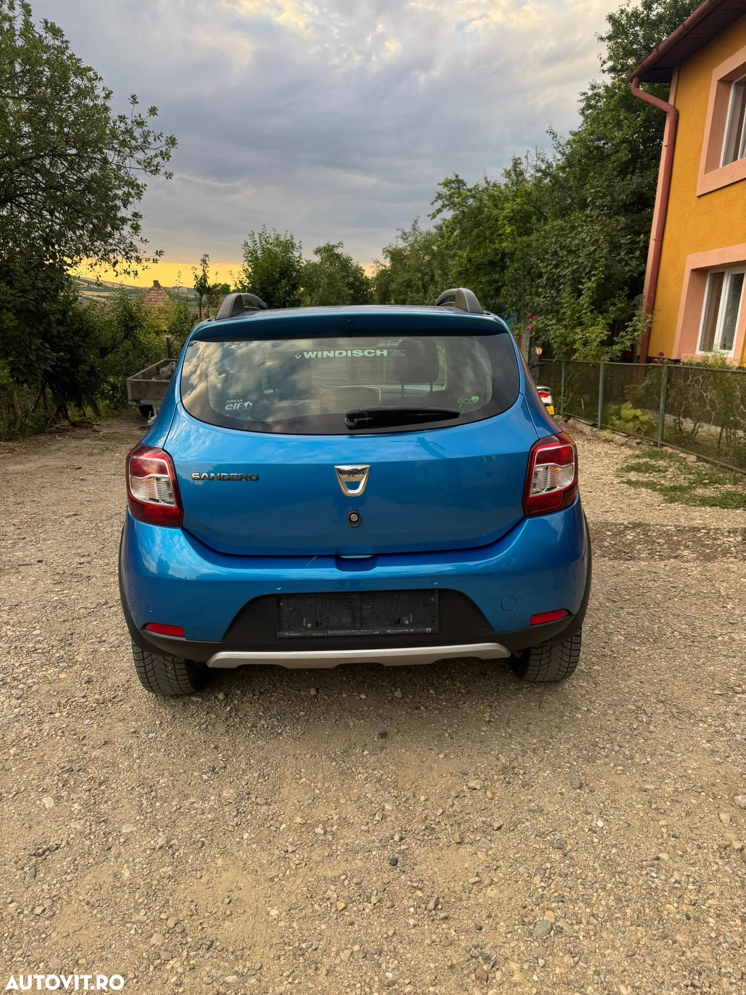 Dacia Sandero Stepway dCi 90 S&S Prestige - 12