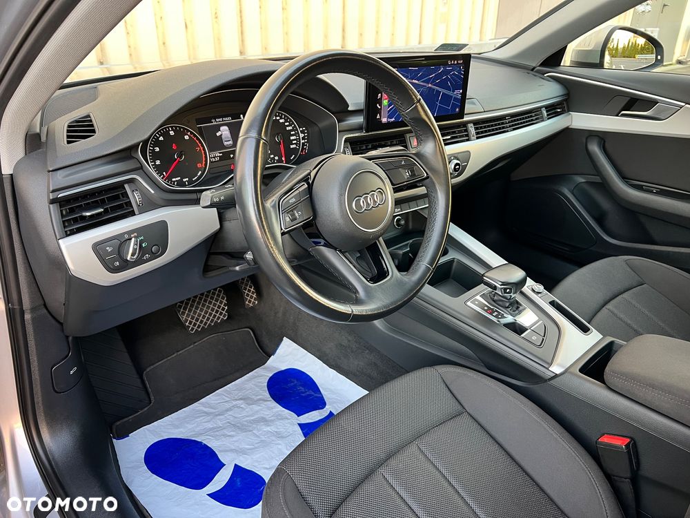 Audi A4 Limousine 35 TFSI S tronic - 13