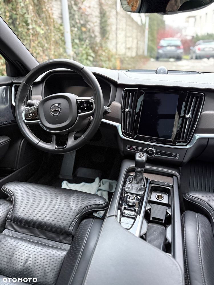 Volvo V90 D5 SCR AWD Momentum Pro - 17
