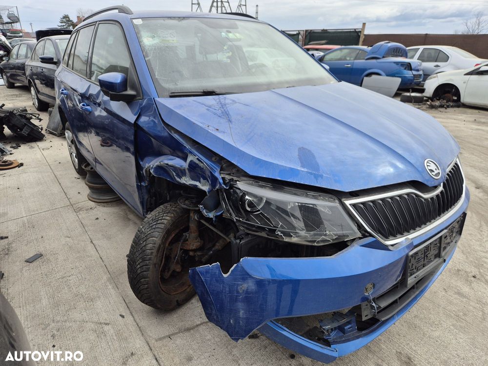 Dezmembram Skoda Fabia 3 2017 1.0 Benzina CHY - 2