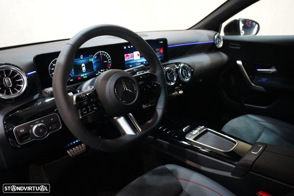 Mercedes-Benz A 250 ver-e-8g--dct-edition-amg-line - 8