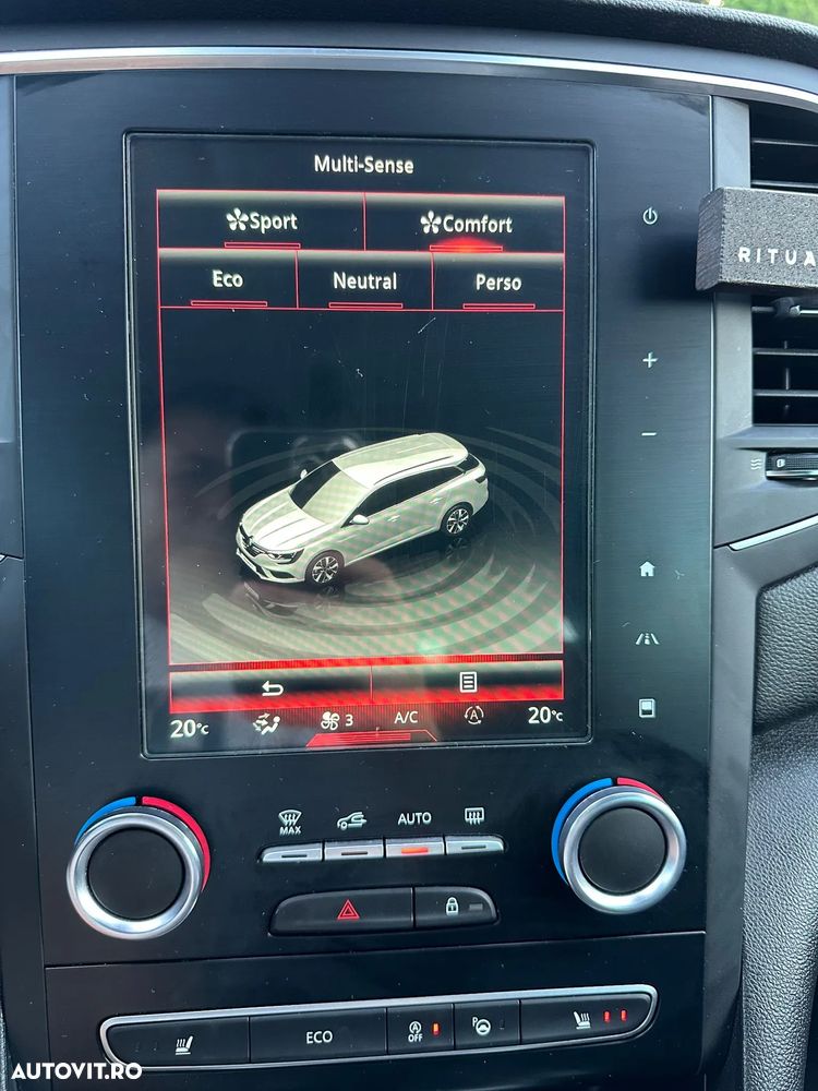 Renault Megane ENERGY dCi 130 BOSE EDITION - 33