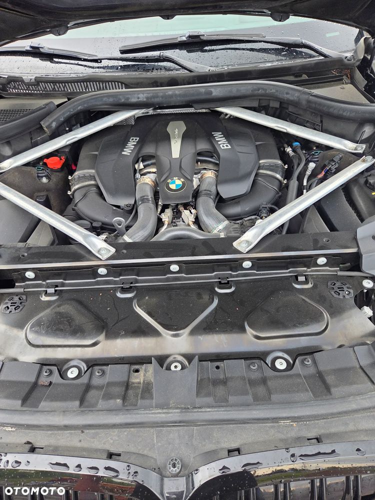 BMW X7 M50i - 20