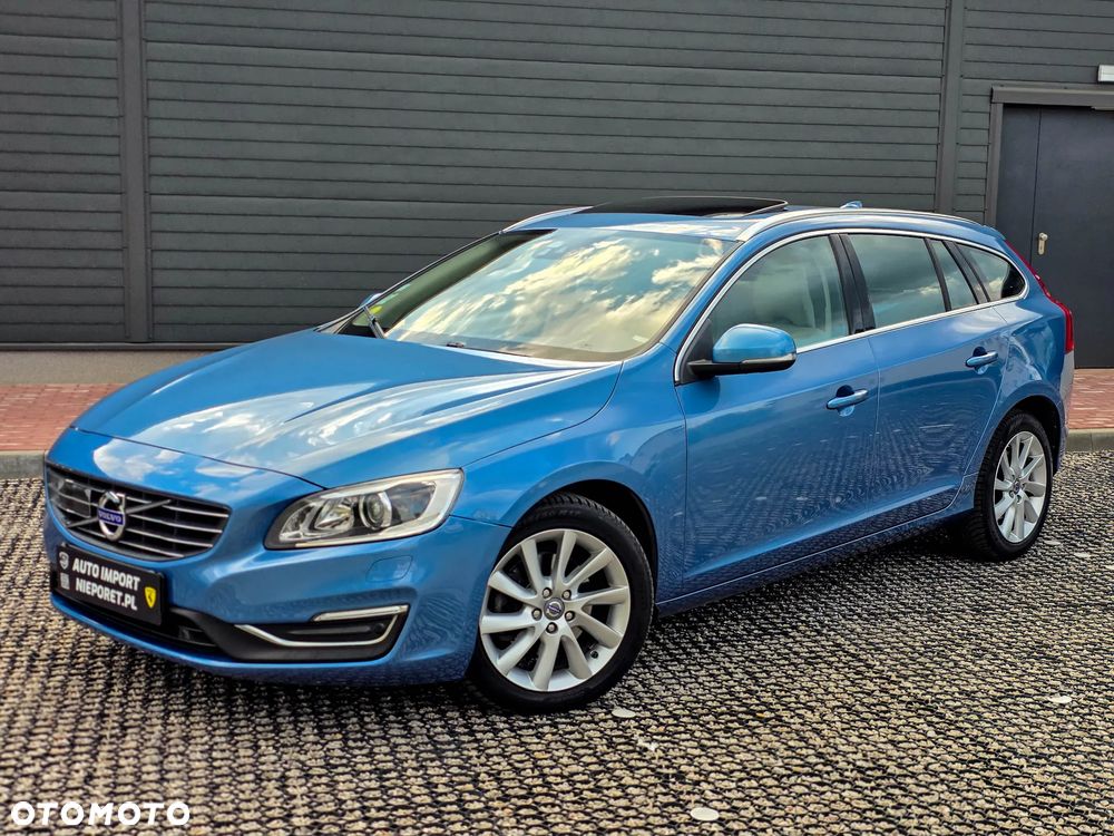 Volvo V60 D3 Summum - 34