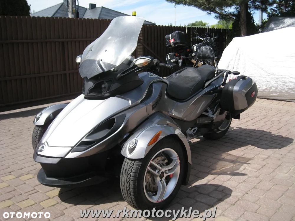 Can-Am Spyder - 7