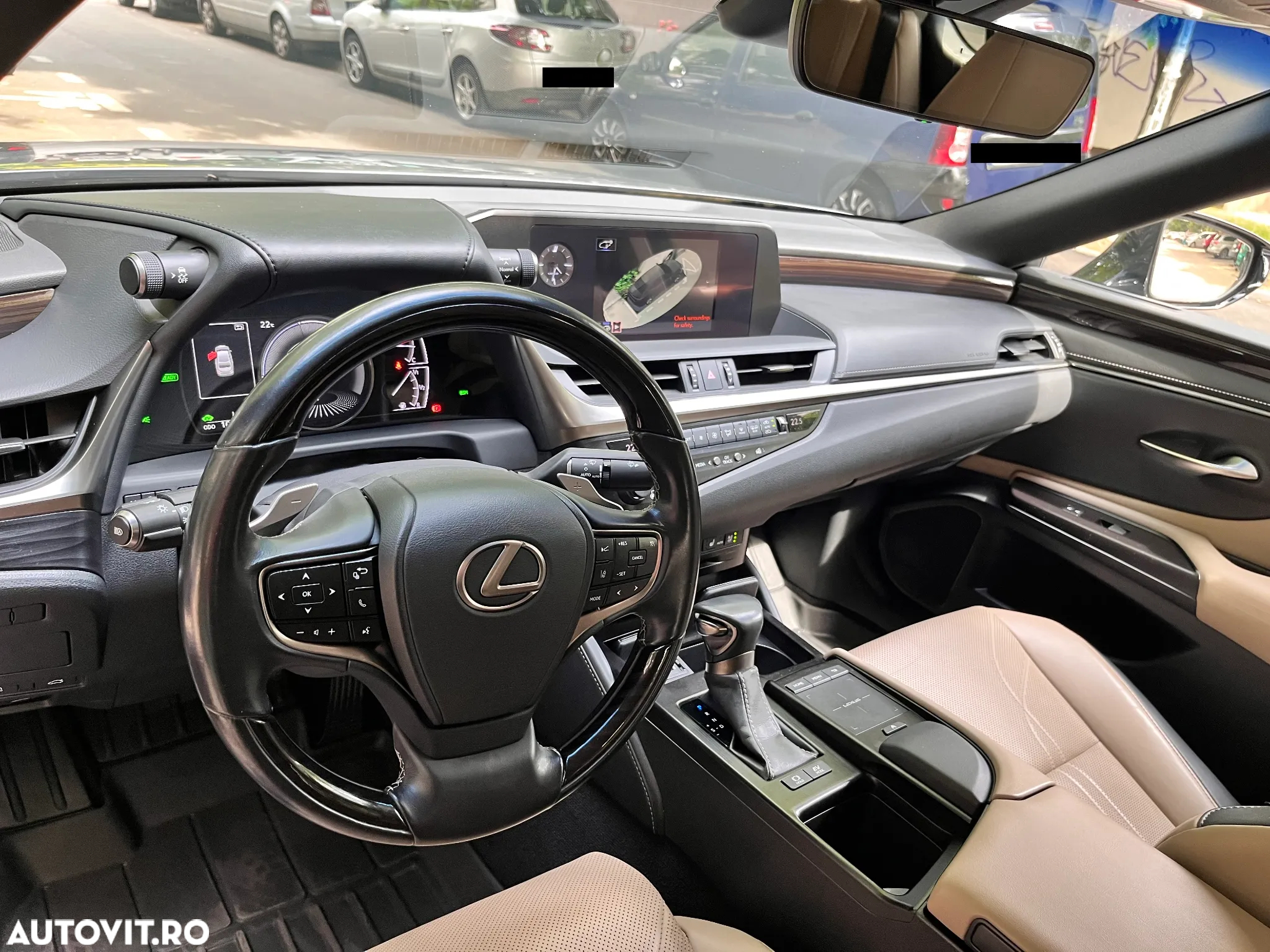 Lexus Seria ES 300h 2.5 TNGA HV 25H- 4X2 CVT Executive - 11
