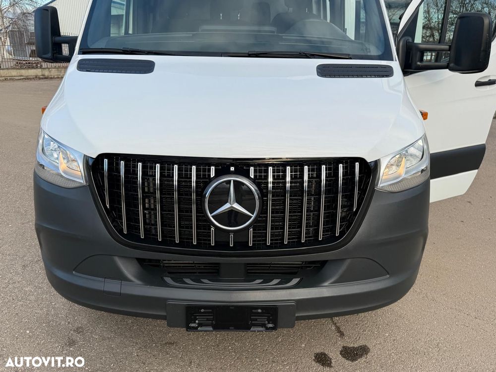 Mercedes-Benz Sprinter - 22