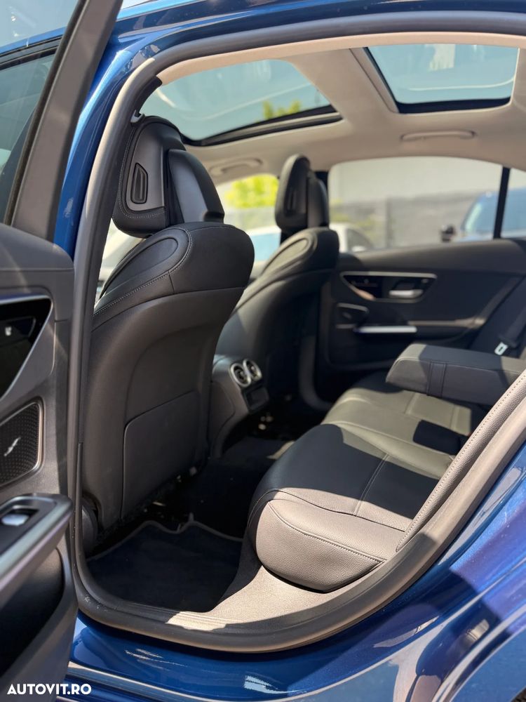 Mercedes-Benz C 300 MHEV 4MATIC - 13