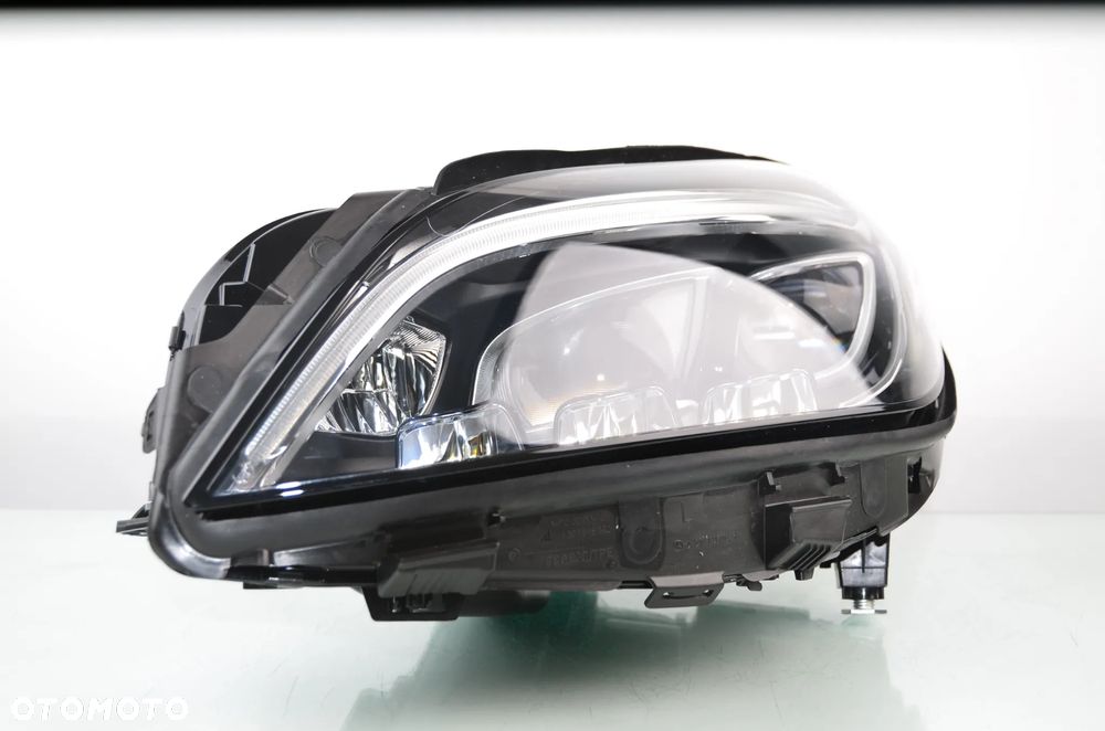 MERCEDES CLS W218 LED MULTIBEAM A2188203959 LEWa Przedni Oryginał - 2