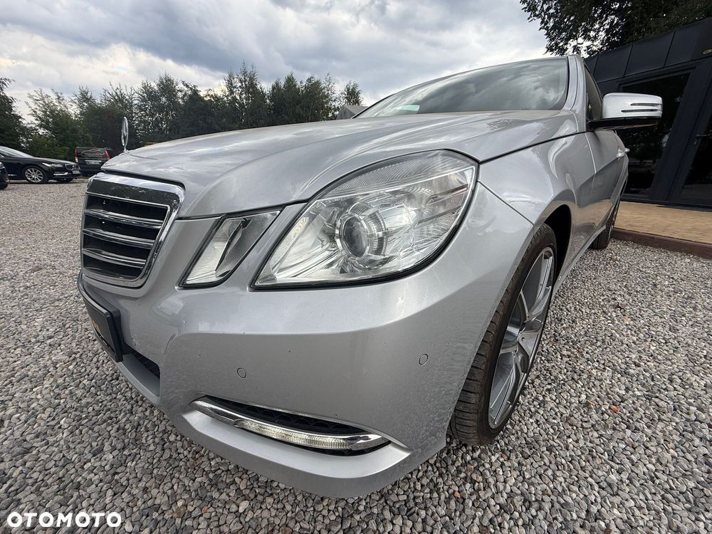 Mercedes-Benz Klasa E 250 BlueTEC Avantgarde - 17