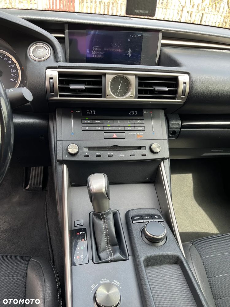 Lexus IS 200t Comfort - 18