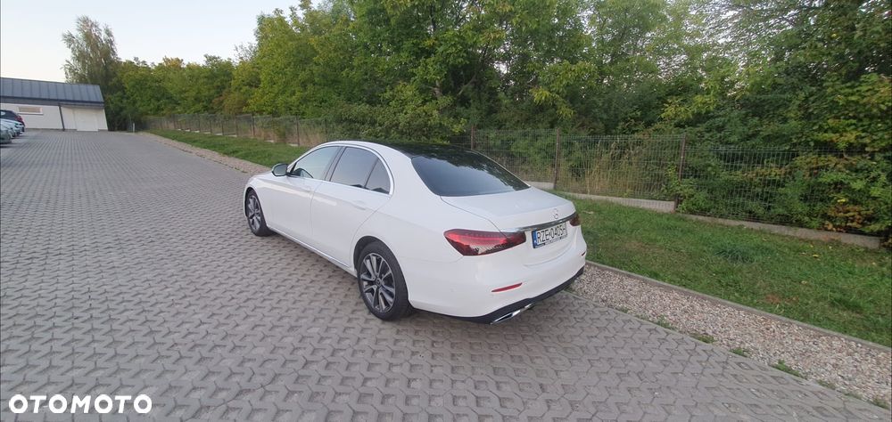 Mercedes-Benz Klasa E 220 d Business Edition 9G-TRONIC - 6