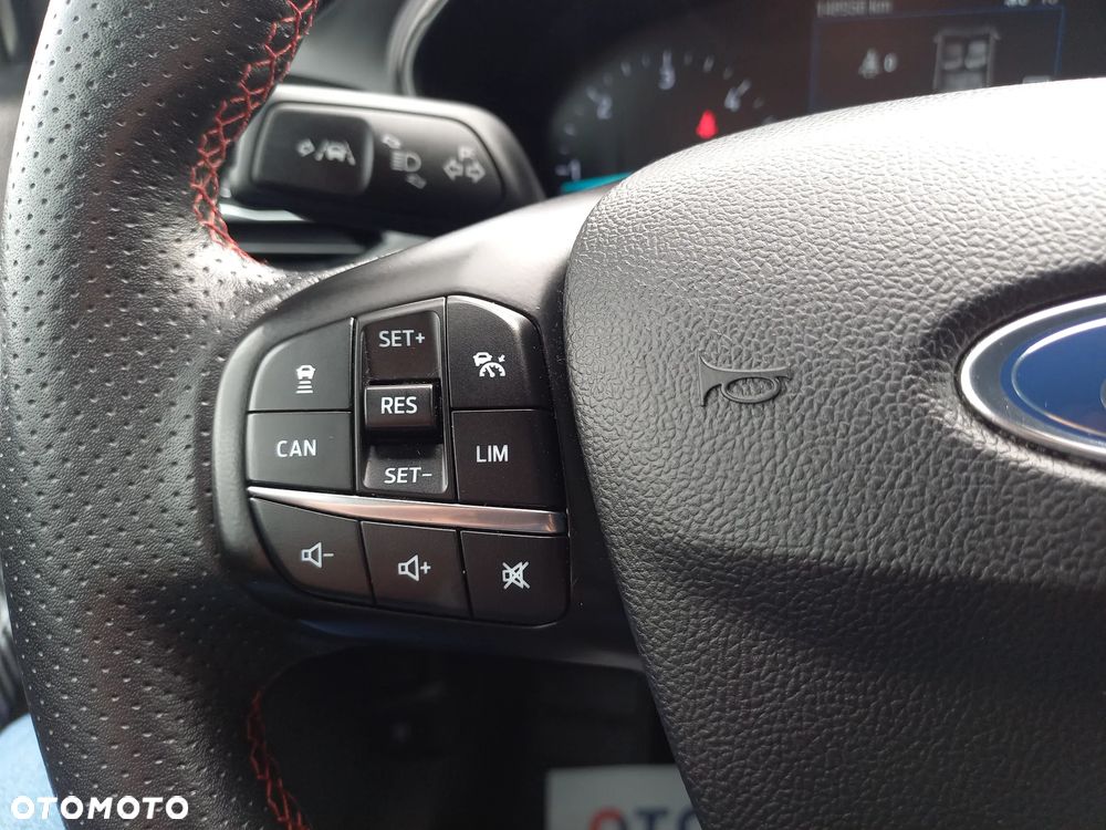 Ford Focus 2.0 EcoBlue STart-Stopp-System ST-LINE - 27