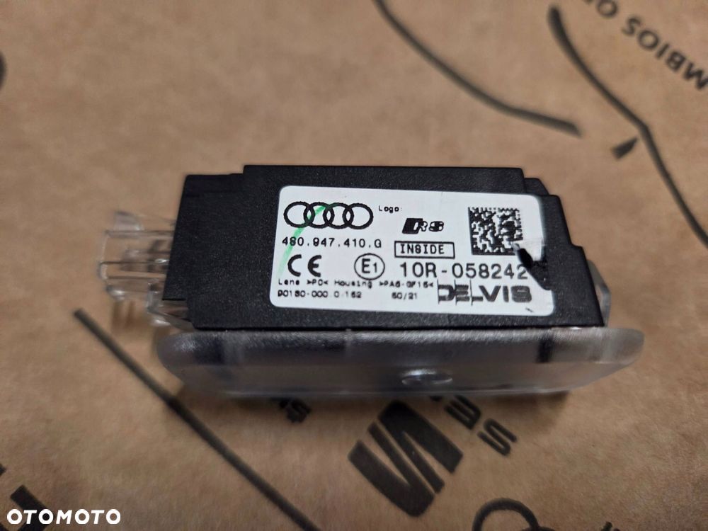 audi rs projektor lampka drzwi prawych 4s0947410g - 2