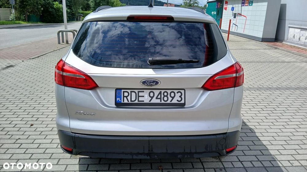 Ford Focus - 8
