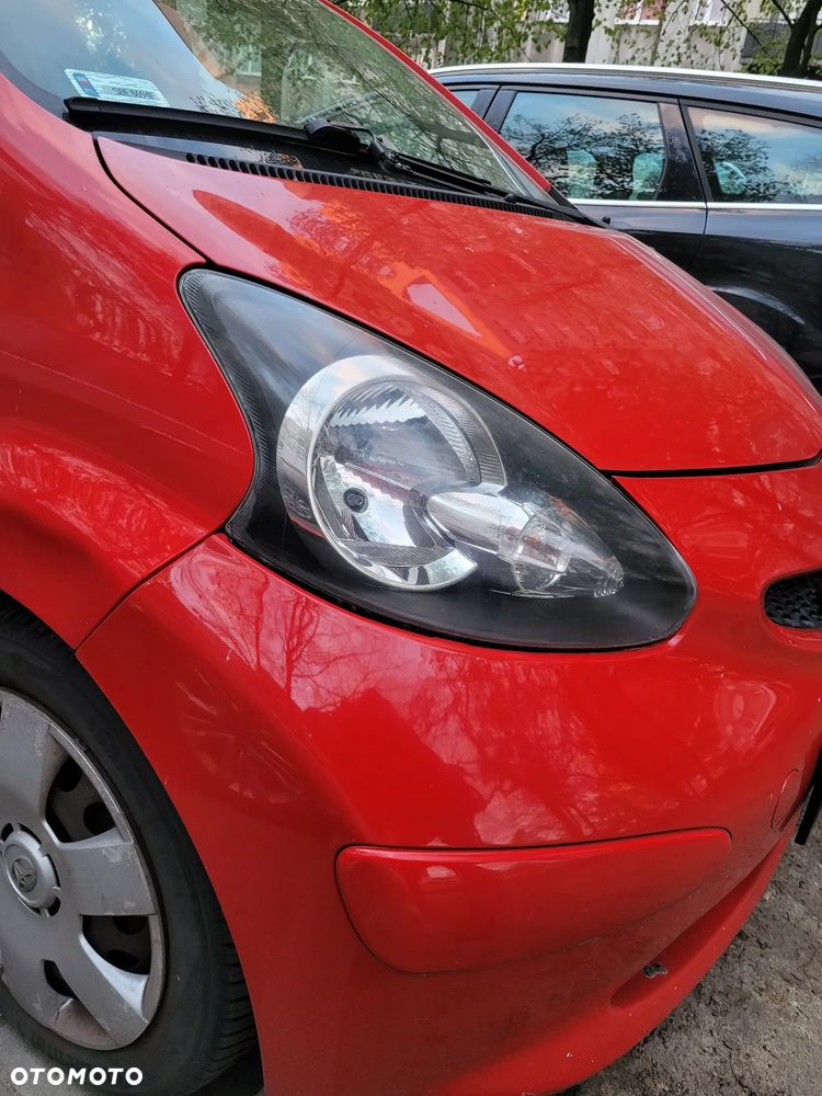 Toyota Aygo 1.0 VVT-i Luna MM A/C - 12