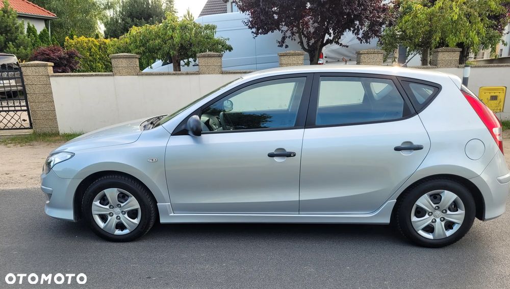 Hyundai i30 1.4 FIFA WM Edition - 4