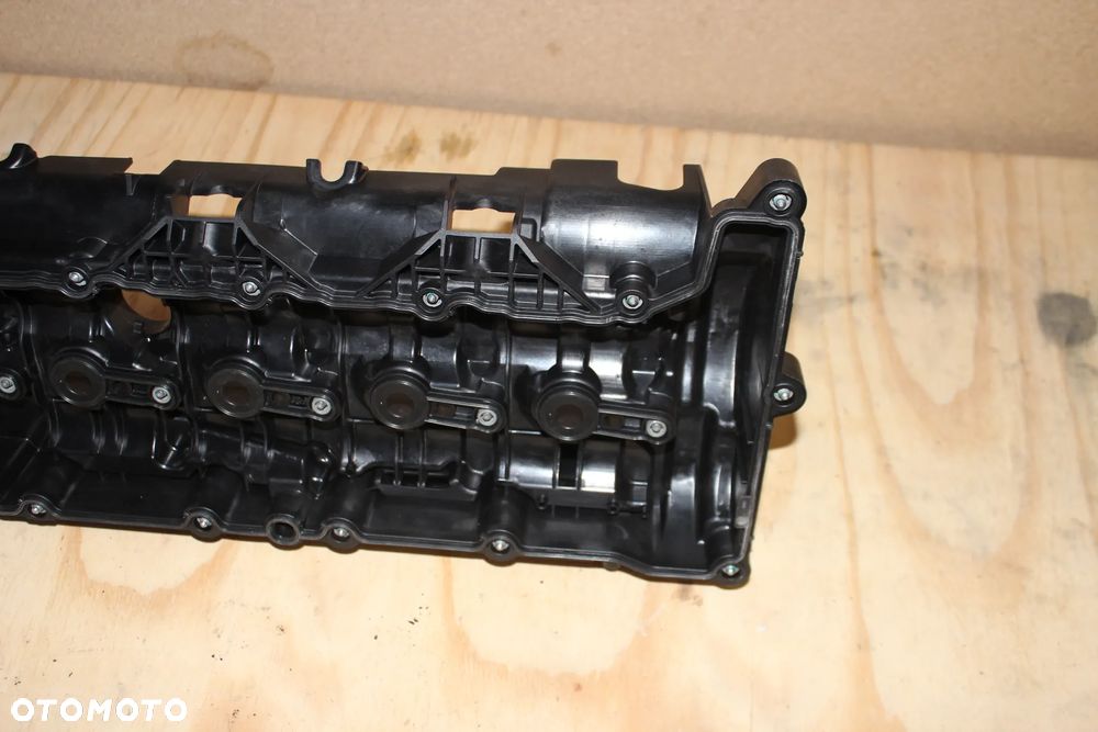 POKRYWA ZAWORÓW BMW B57 G30 G11 G20 G05 8571308 2021 - 6
