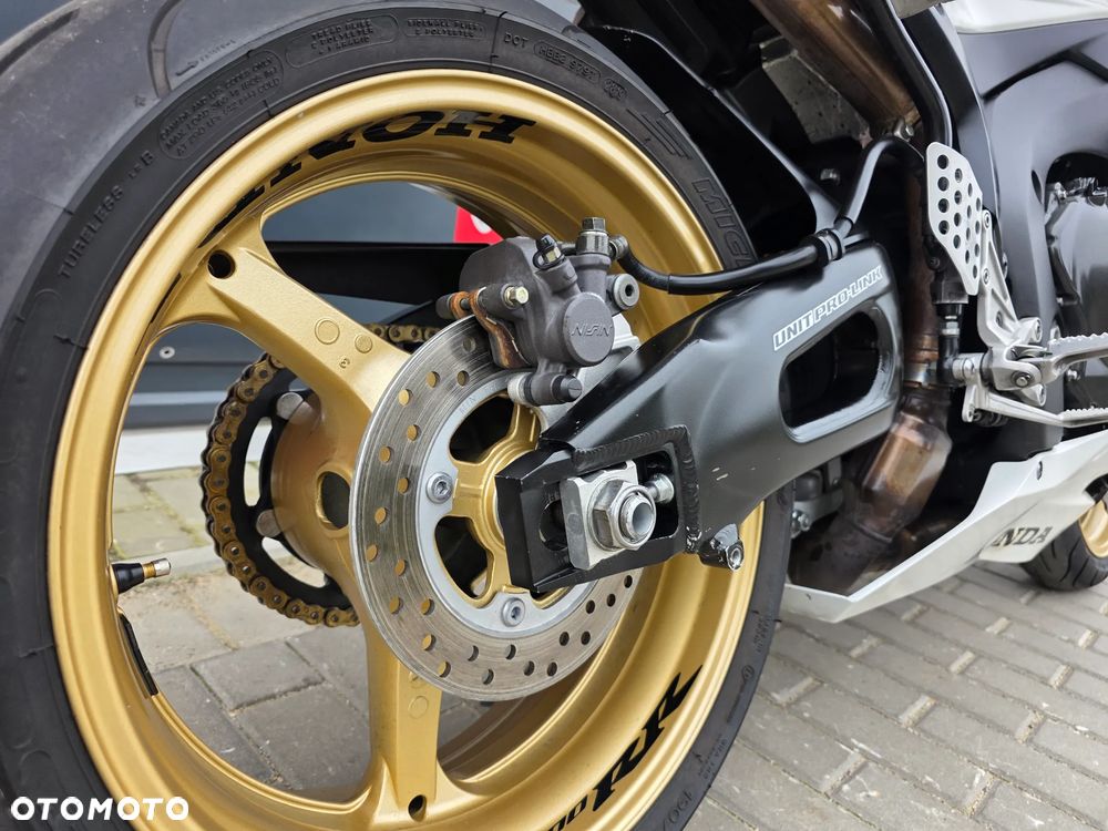 Honda CBR - 22