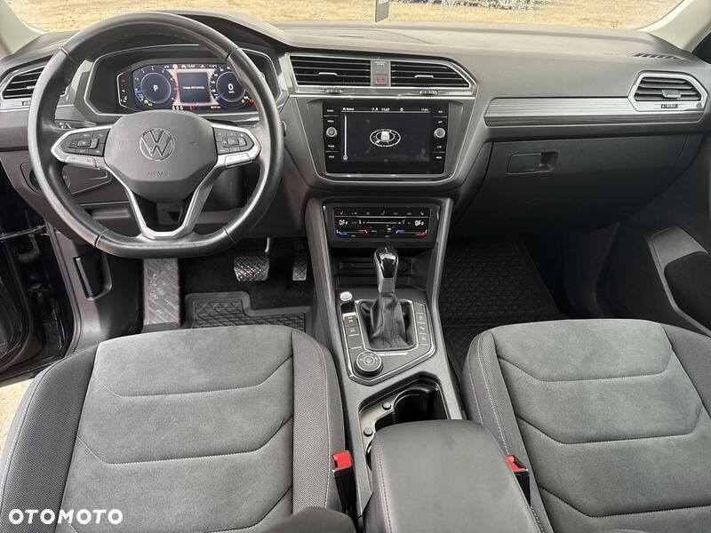Volkswagen Tiguan Allspace - 12