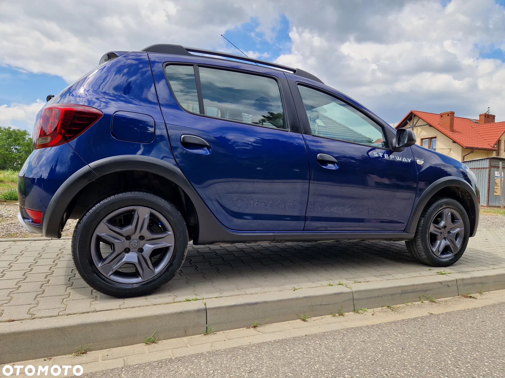 Dacia Sandero 0.9 TCe Laureate S&S - 9