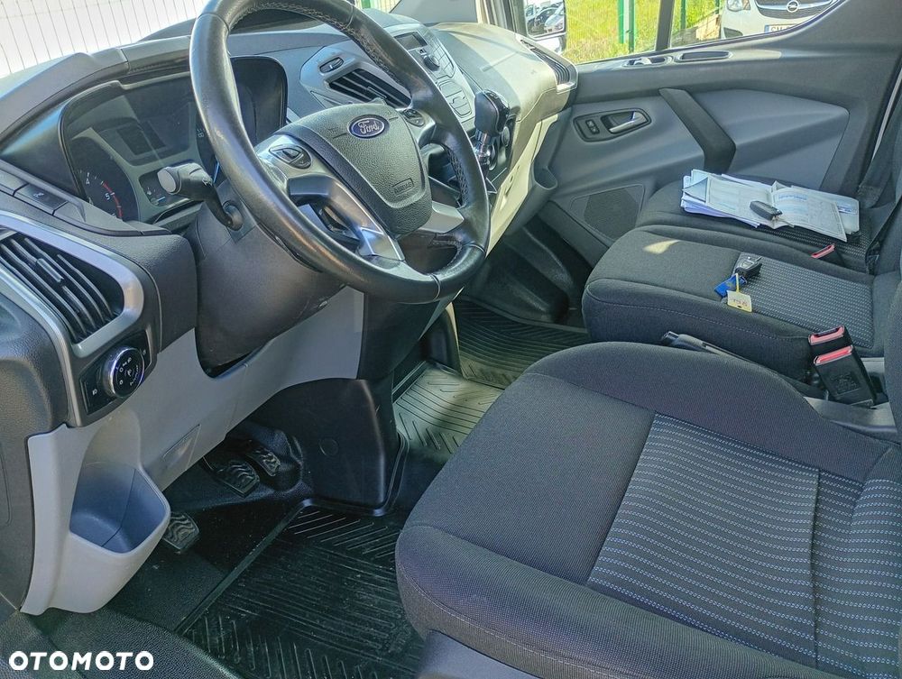 Ford Transit Custom - 14