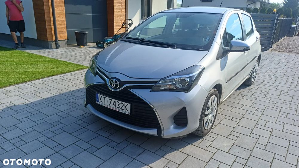 Toyota Yaris 1.33 Dynamic - 1
