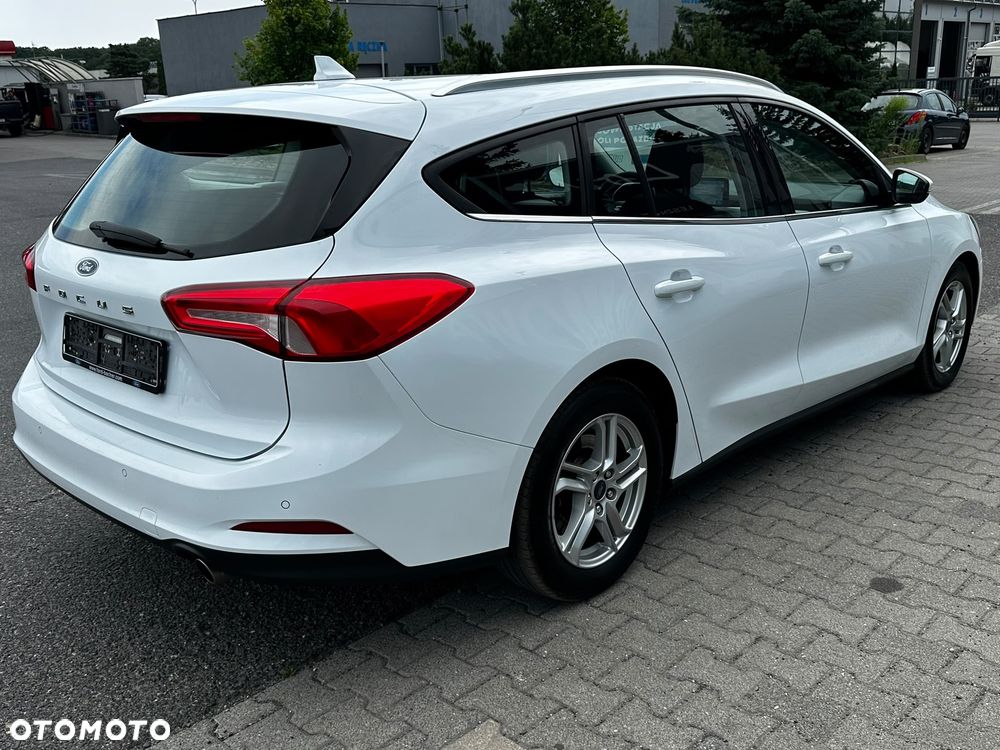 Ford Focus - 4