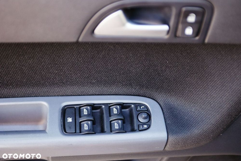 Volvo S40 - 25
