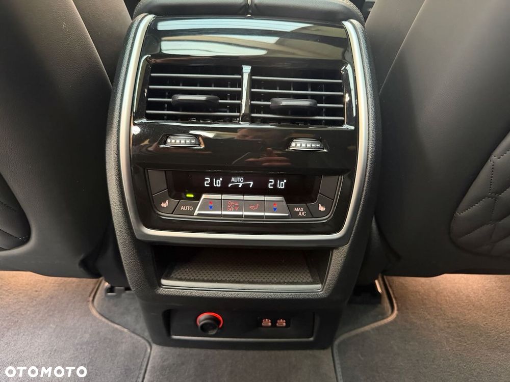BMW X7 xDrive40d mHEV sport - 19