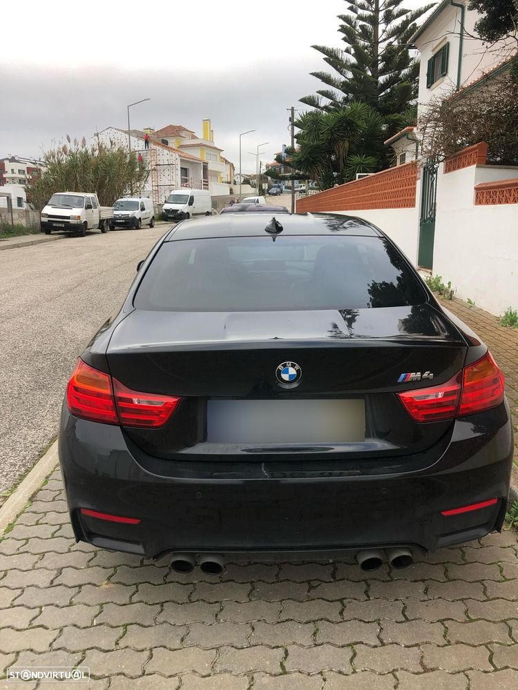 BMW M4 DKG - 3