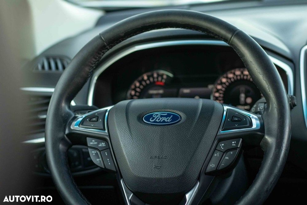 Ford Edge 2.0 TDCi Powershift Sport - 37