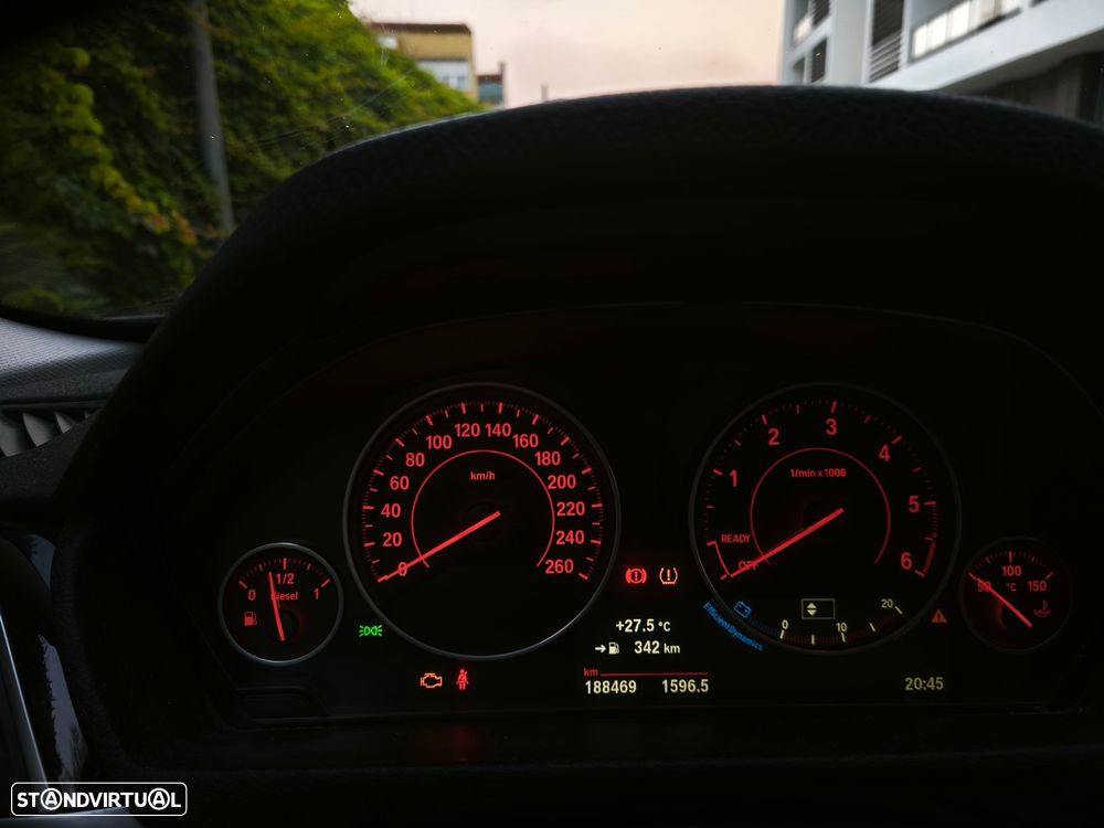 BMW 318 d Line Sport - 6