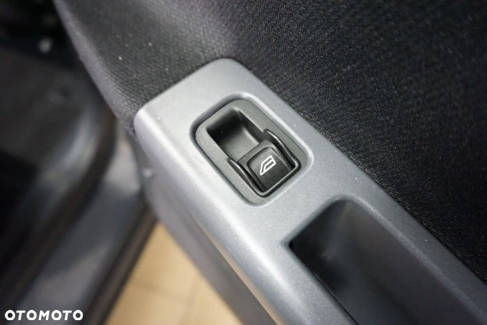Volvo V50 DPF DRIVe - 27