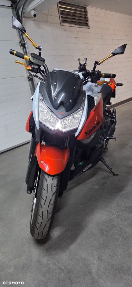 Kawasaki Z - 12