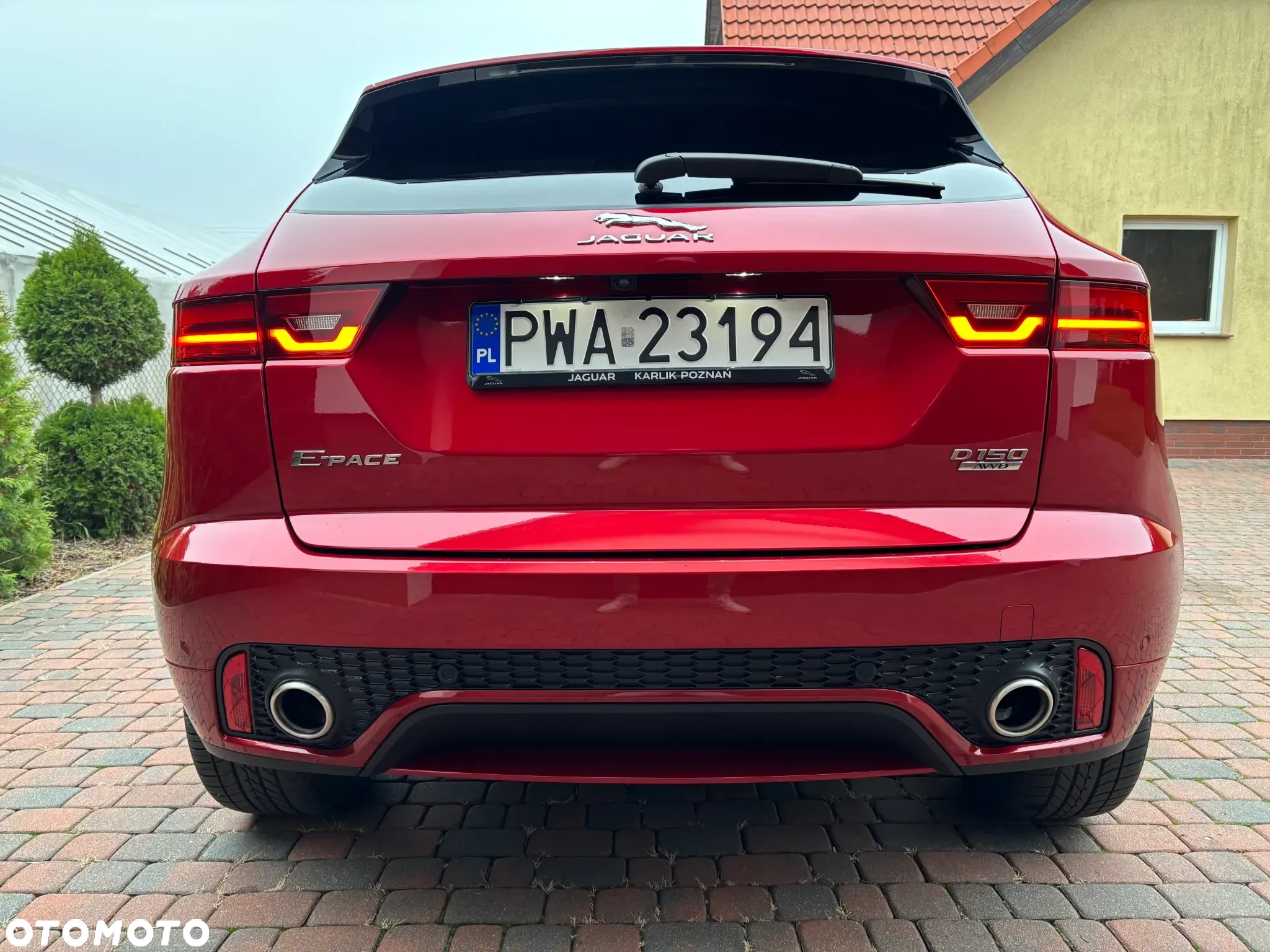 Jaguar E-Pace - 10