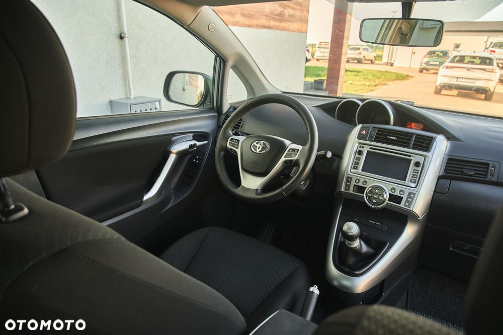Toyota Verso 1.8 7-Sitzer Skyview Edition - 4