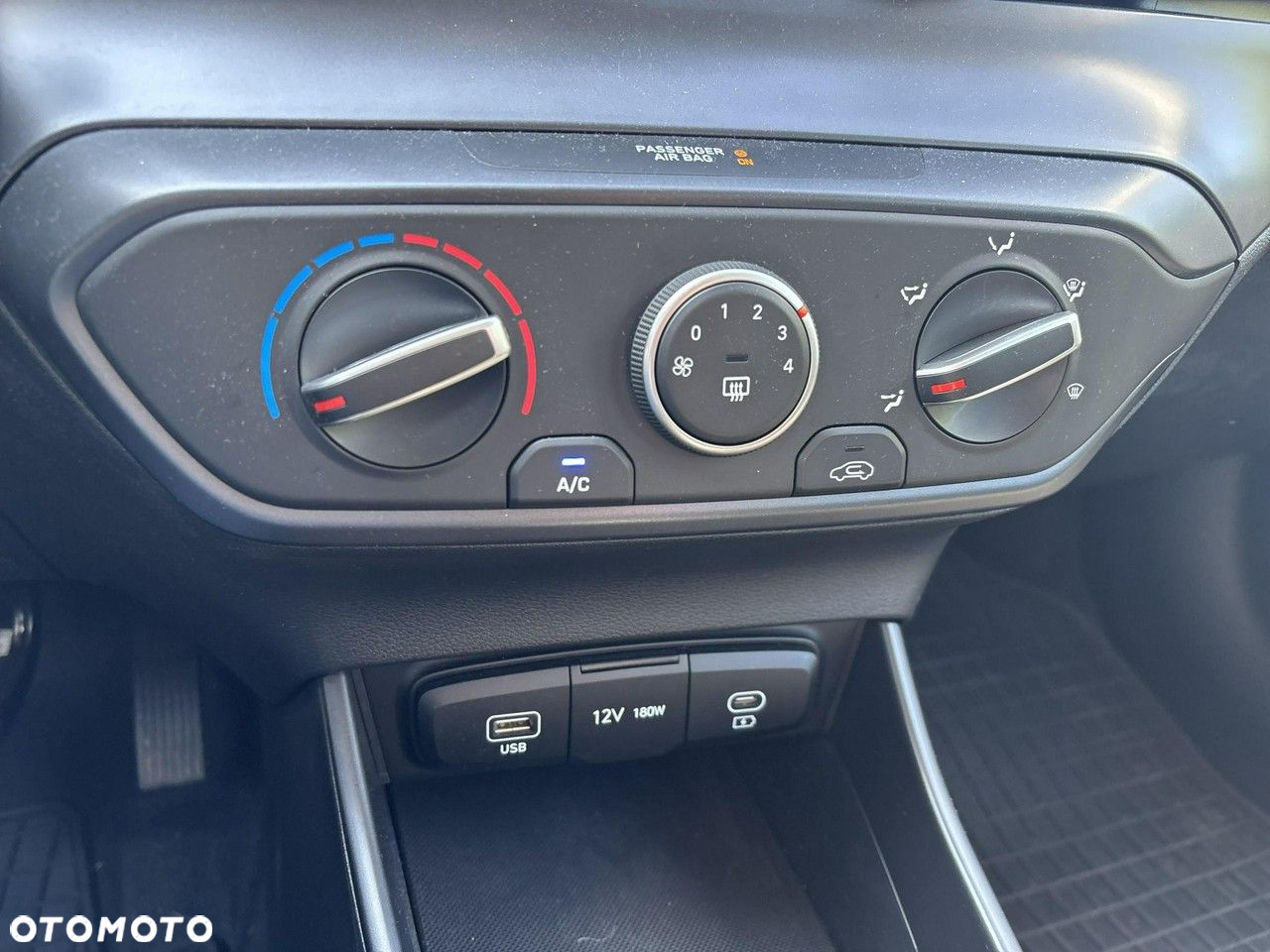 Hyundai i20 1.2 Pure - 23