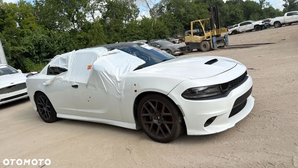 Dodge Charger 5.7 R/T Daytona - 20