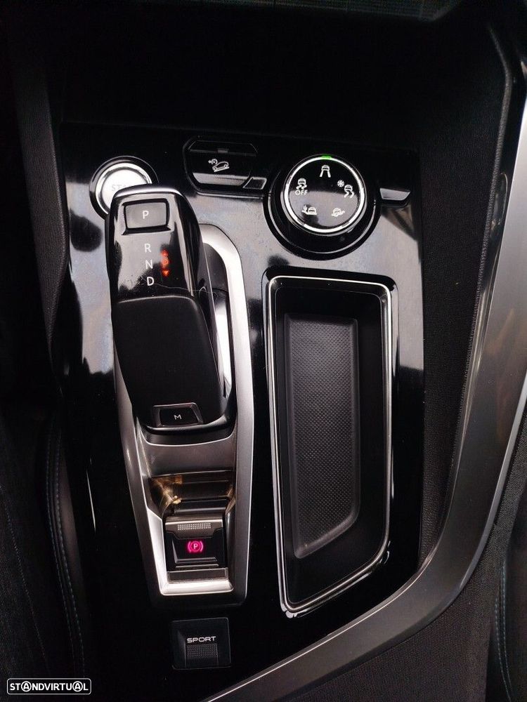 Peugeot 3008 1.2 PureTech GT Line Grip Control EAT6 - 5