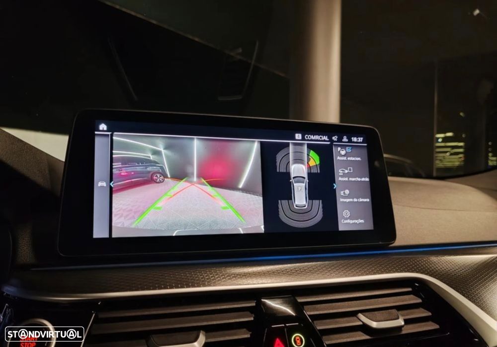 BMW 530 e Pack Desportivo M - 25