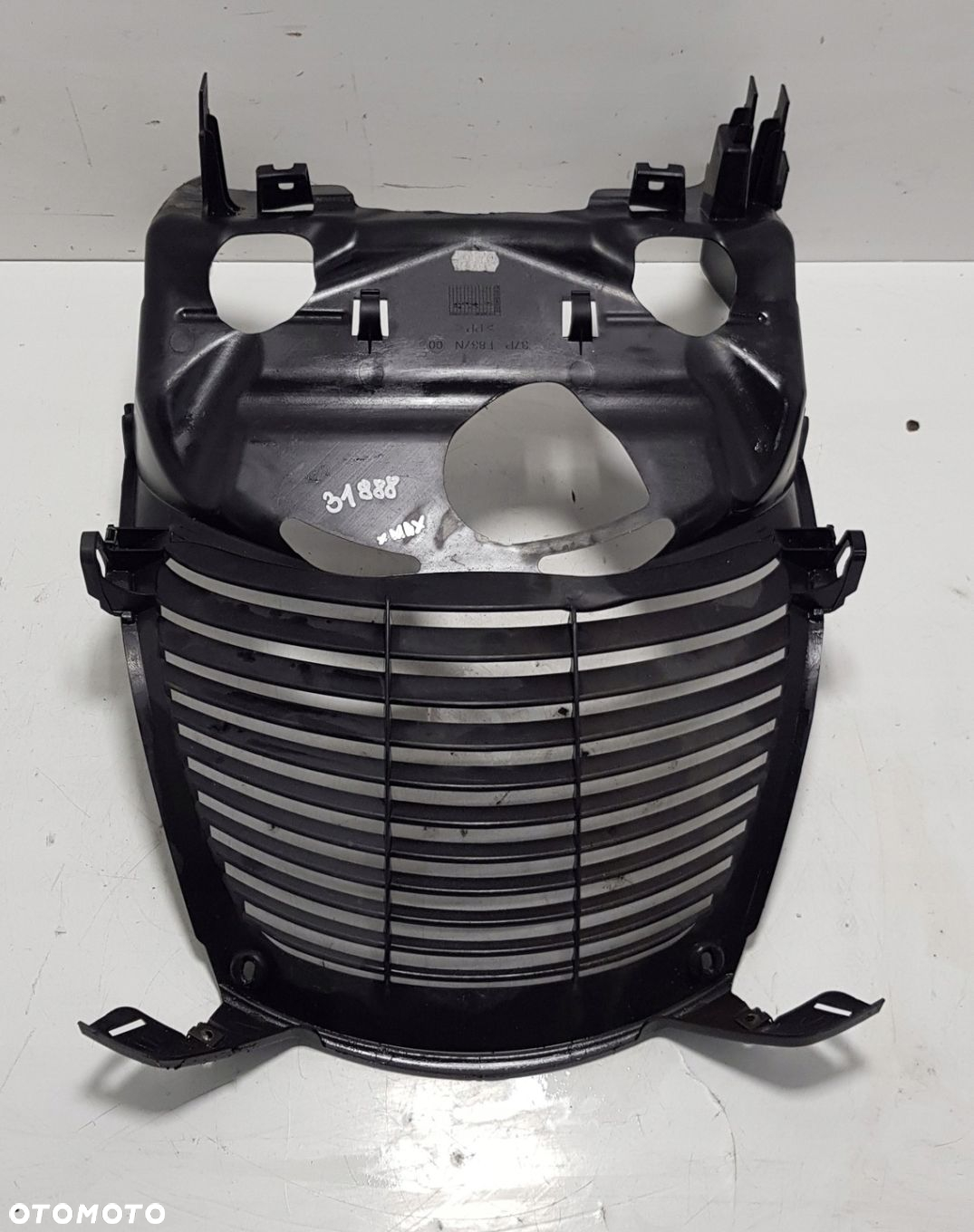 YAMAHA X-MAX 125 10-13 OSŁONA CHŁODNICY - 2