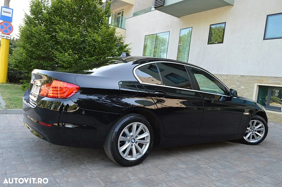 BMW Seria 5 520d Aut. - 21