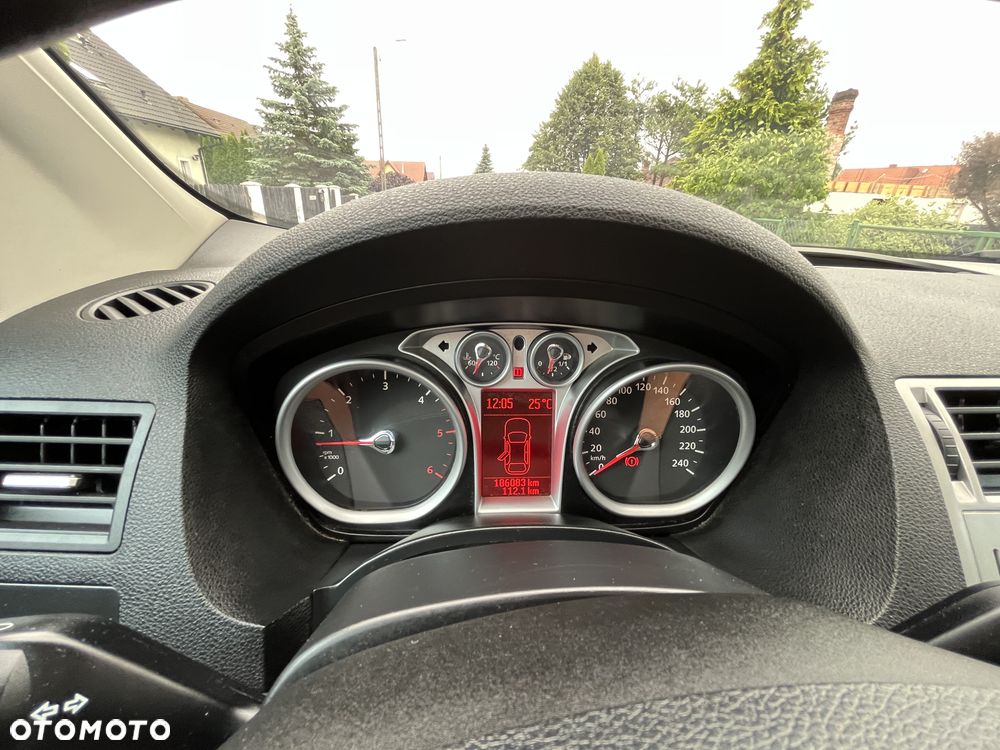 Ford Kuga 2.0 TDCi 4x4 Titanium - 24